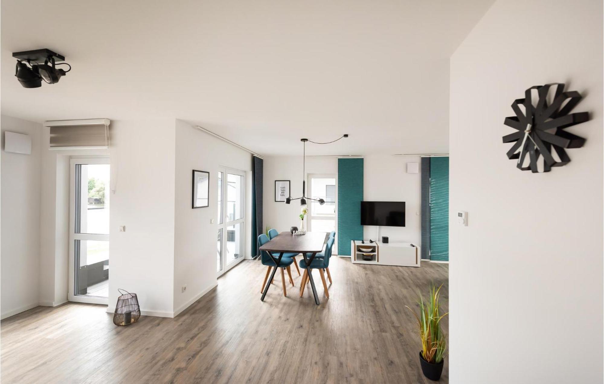 Amazing Apartment In Rechlin With Kitchen Dış mekan fotoğraf